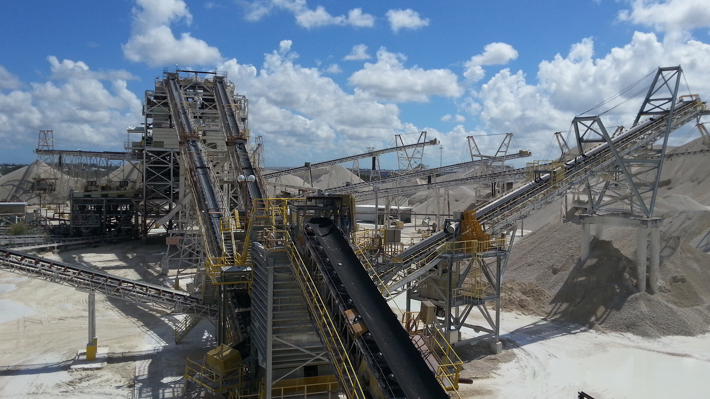 Cemex Florida cement plant conveyor system for aggregates